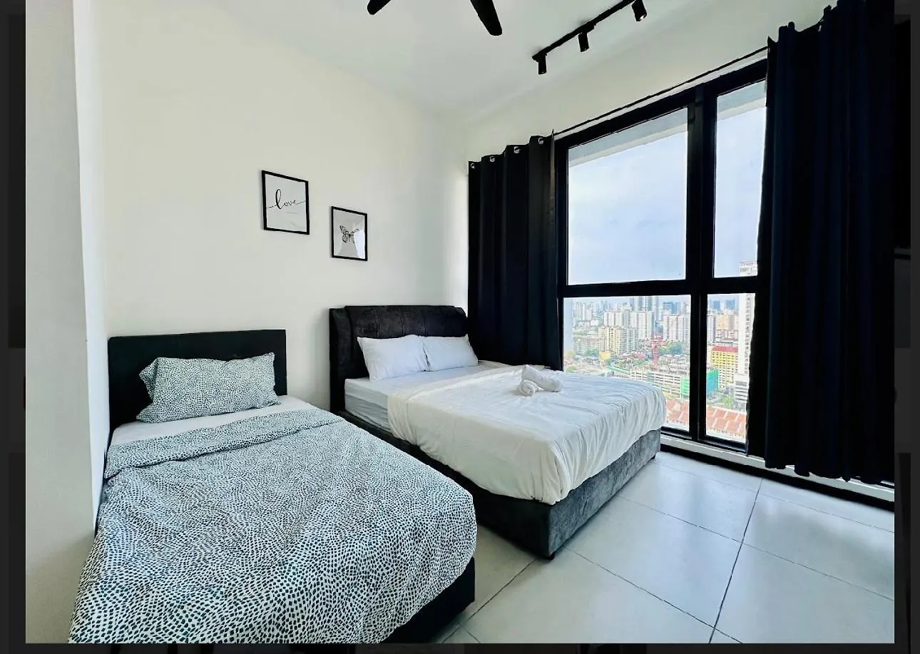 Spacious 3Br Retreat Comfort & Style In The City 2-10Pax Jelutong 아파트